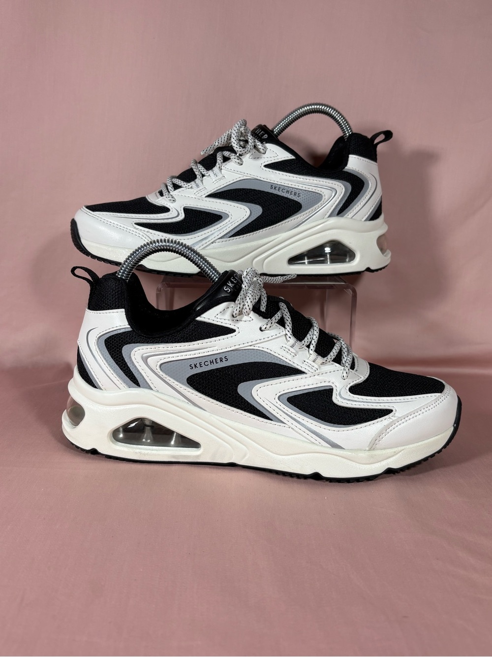 Skechers Tres-Air Uno-Street Fl-Air - White/Black Sneakers W's Size 8.5 (177424)